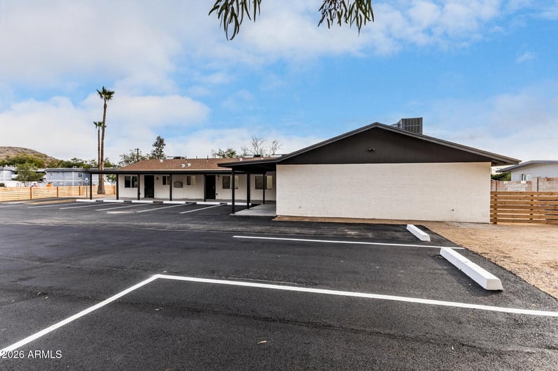 11230 N 17th Ave, Phoenix, AZ 85029