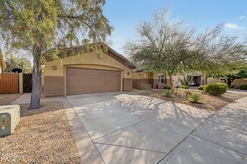 11230 Oakwood Dr, Goodyear, AZ 85338