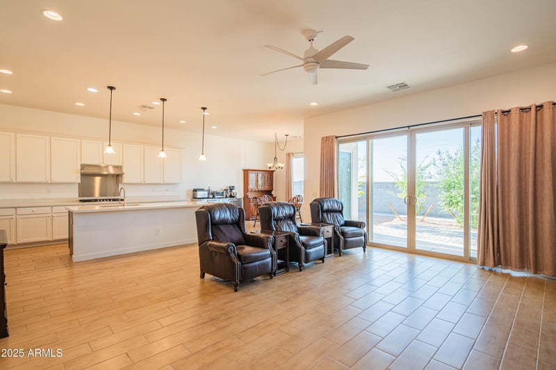 11230 Utah Ave, Mesa, AZ 85212