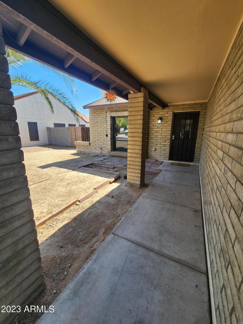 11232 N 69th Dr, Peoria, AZ 85345