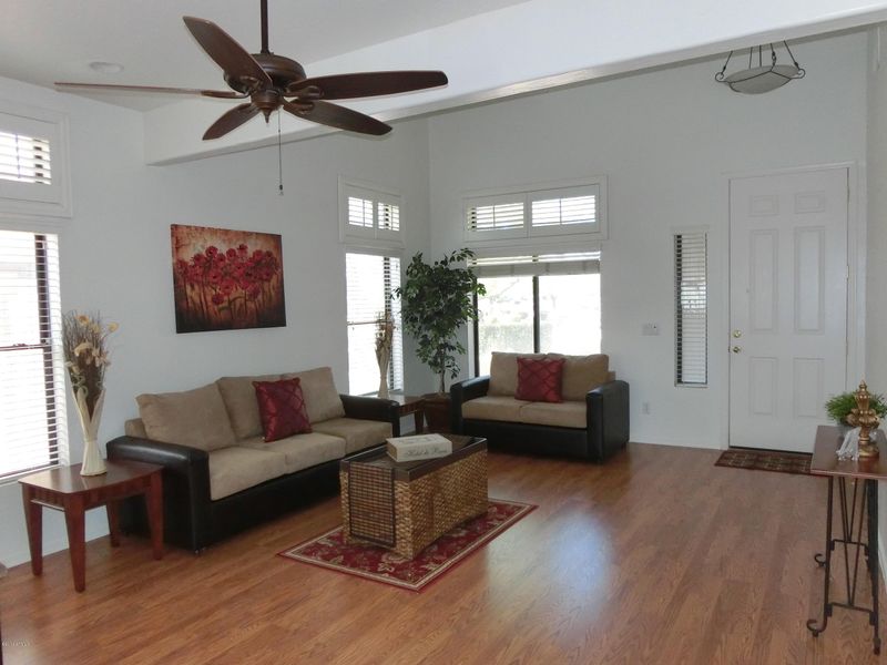 11233 E Ellis St, Mesa, AZ 85207