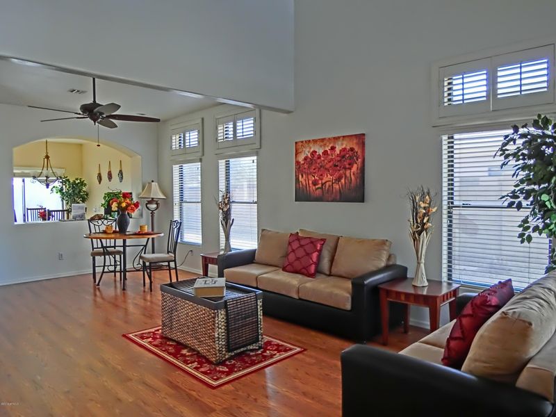 11233 E Ellis St, Mesa, AZ 85207