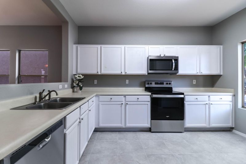 11234 W Garfield St, Avondale, AZ 85323