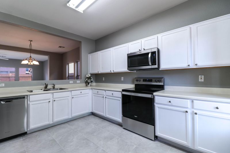 11234 W Garfield St, Avondale, AZ 85323