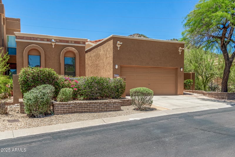 11238 11th St, Phoenix, AZ 85020
