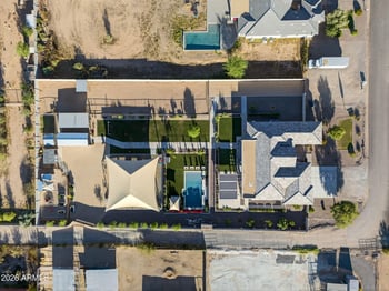 1124 Loveland Ln, San Tan Valley, AZ 85140