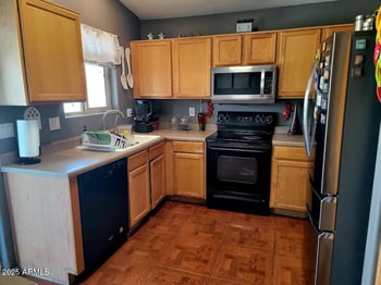 1124 Nancy Ln, Phoenix, AZ 85041