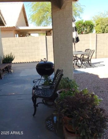 1124 Nancy Ln, Phoenix, AZ 85041
