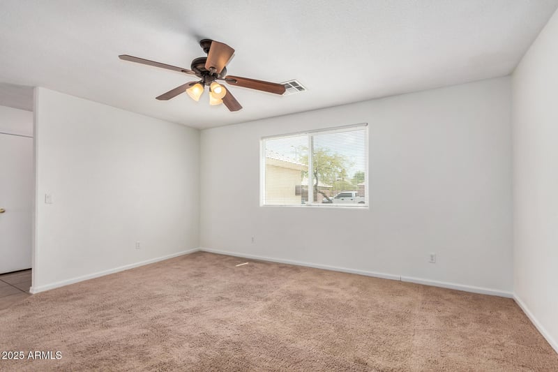 1124 Pleasant Ln, Phoenix, AZ 85041