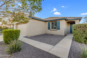 1124 Stephanie Ln, San Tan Valley, AZ 85143
