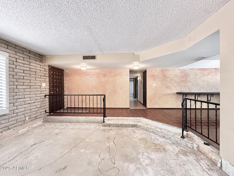 1124 Villa Nueva Dr, Litchfield Park, AZ 85340