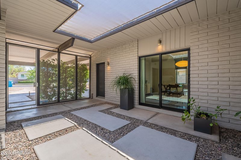 1124 W Myrtle Ave, Phoenix, AZ 85021