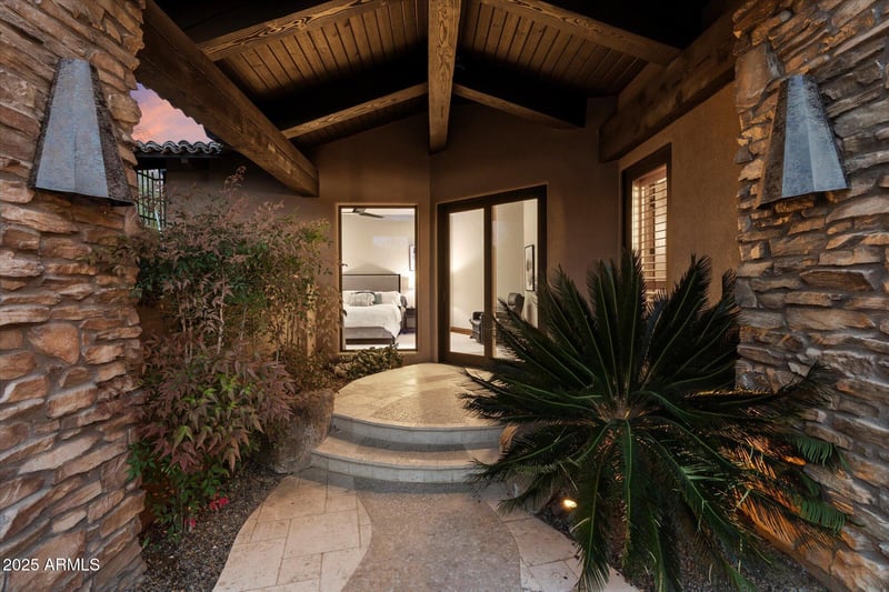 11240 Apache Vistas Dr, Scottsdale, AZ 85262