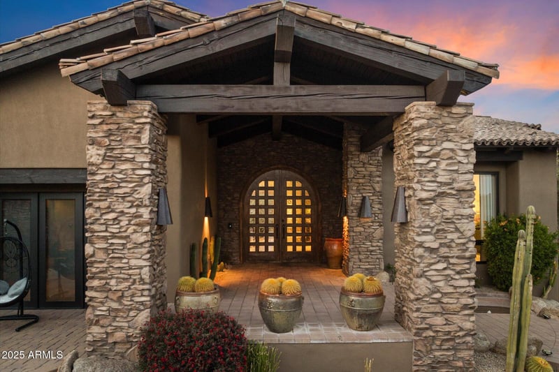 11240 Apache Vistas Dr, Scottsdale, AZ 85262