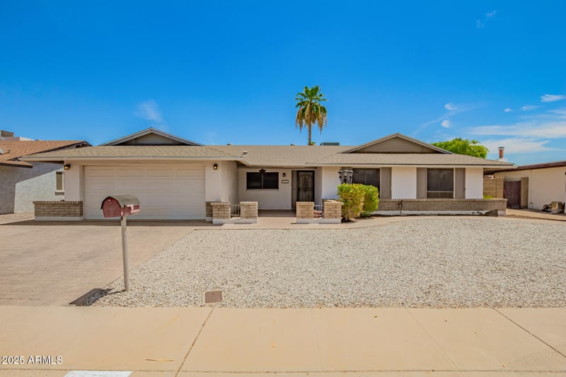 11241 50th Ave, Glendale, AZ 85304