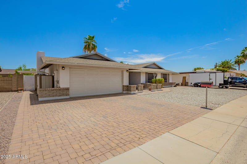 11241 50th Ave, Glendale, AZ 85304