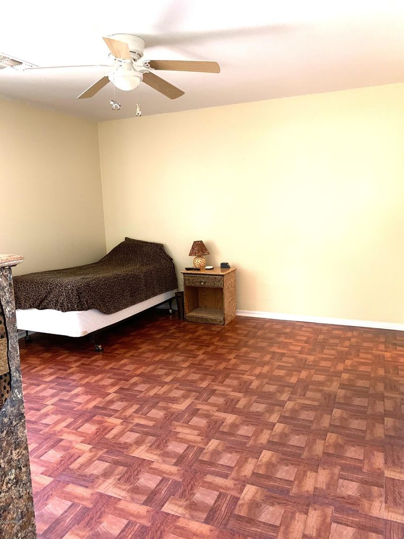 11241 E Emelita Ave, Mesa, AZ 85208