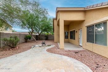 11241 Davis Ln, Avondale, AZ 85323
