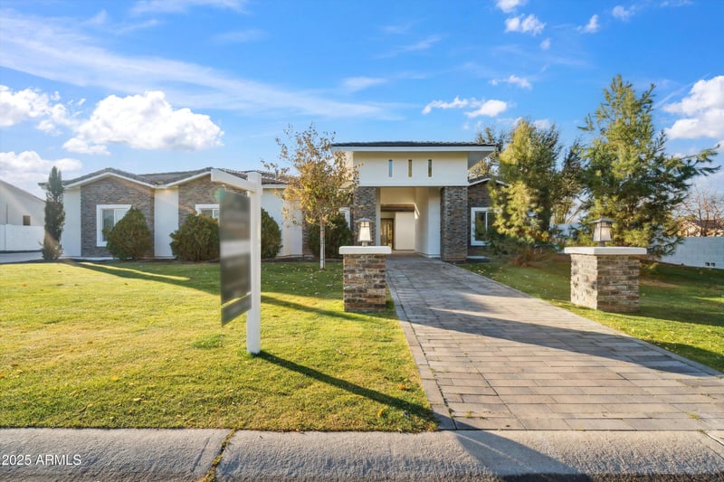 11243 E Flintlock Dr, Chandler, AZ 85249