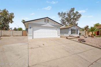 11244 58th Dr, Glendale, AZ 85304