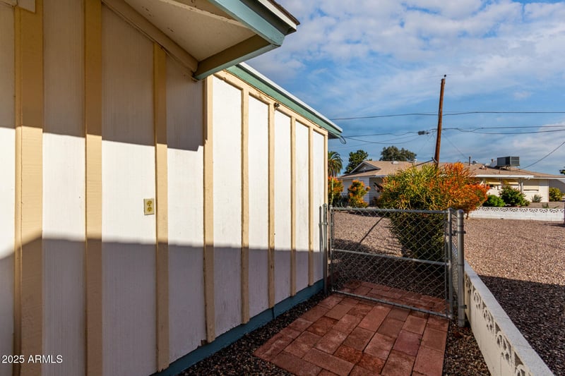 11247 109th Ave, Sun City, AZ 85351