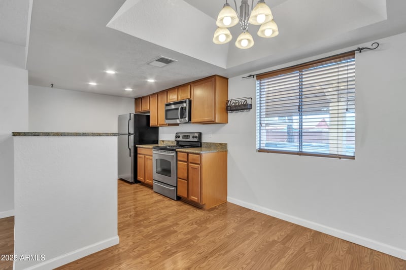 1125 E Broadway Rd #122, Tempe, AZ 85282