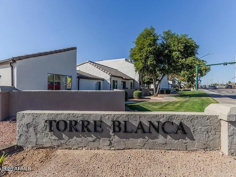 1125 Kaler Dr, Phoenix, AZ 85020