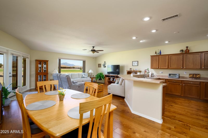 11250 Kilarea Ave #277, Mesa, AZ 85209