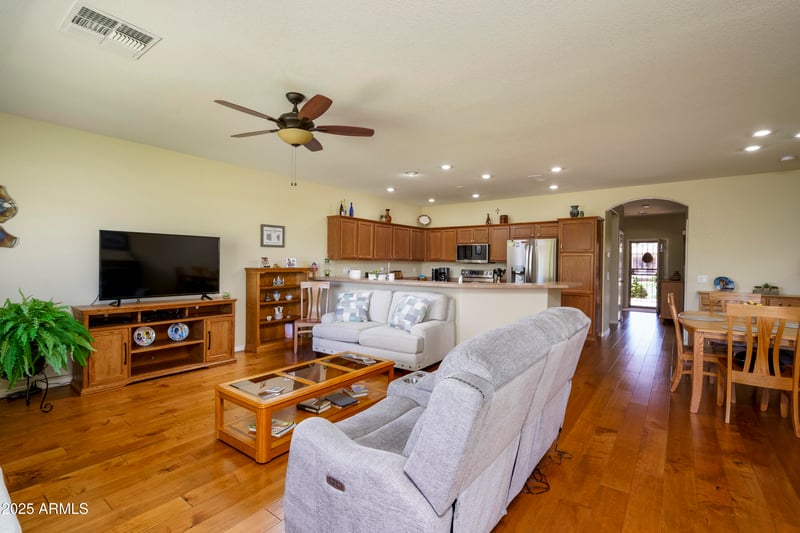 11250 Kilarea Ave #277, Mesa, AZ 85209