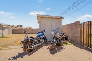 11251 Montana Ave, Youngtown, AZ 85363