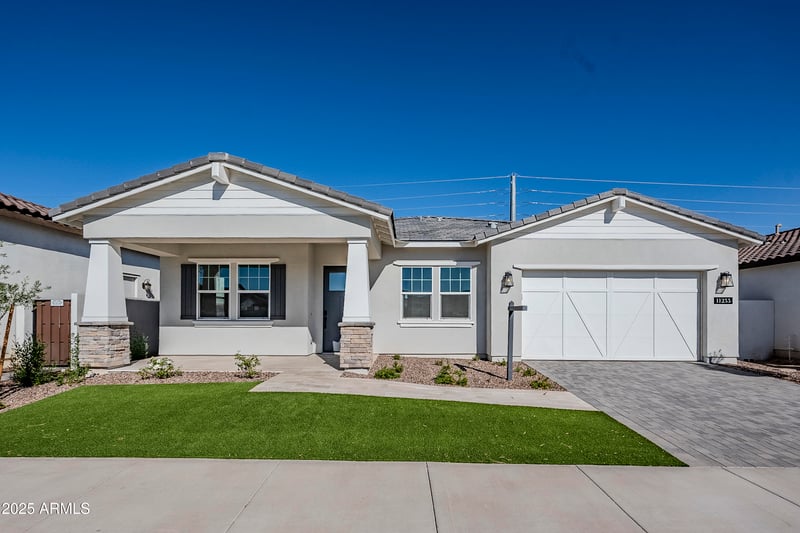 11255 Luckenbach St, Surprise, AZ 85388