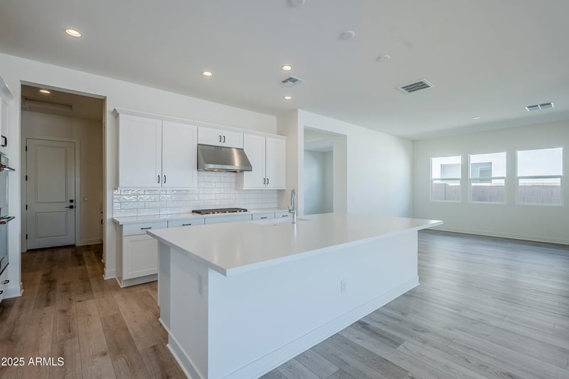 11255 Luckenbach St, Surprise, AZ 85388