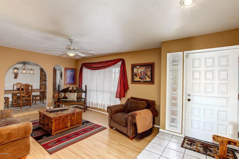 11255 N 25th Pl, Phoenix, AZ 85028