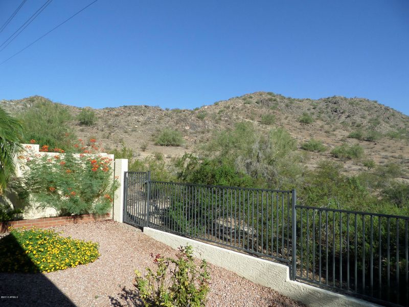 11256 N 11th St, Phoenix, AZ 85020