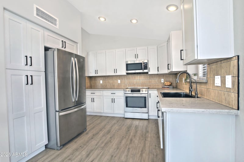 11258 Pronghorn Ave, Mesa, AZ 85212