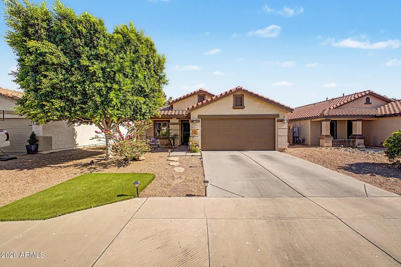 11259 Emelita Ave, Mesa, AZ 85208