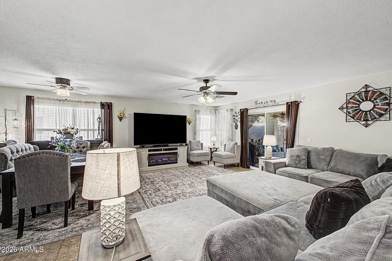 11259 Emelita Ave, Mesa, AZ 85208
