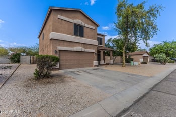 1126 Cowboy Cove Trl, San Tan Valley, AZ 85143