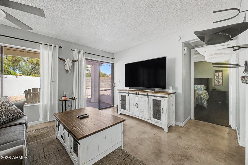 1126 E Villa Maria Dr, Phoenix, AZ 85022