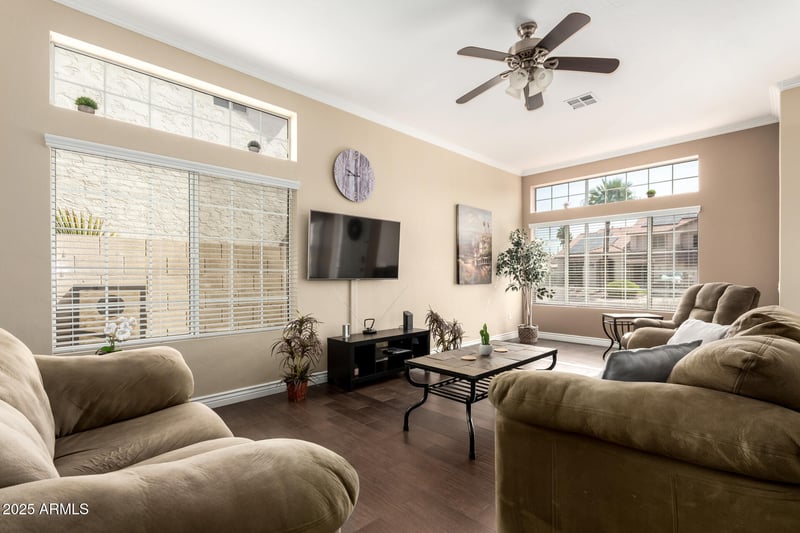 1126 Melody Cir, Chandler, AZ 85225