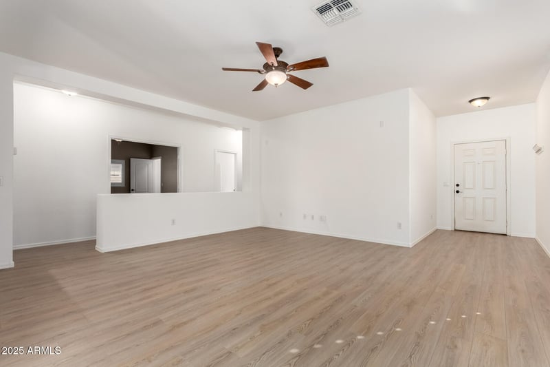 1126 Pedro Rd, Phoenix, AZ 85042