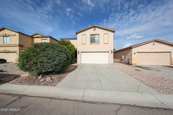 1126 Silktassel Trl, San Tan Valley, AZ 85143