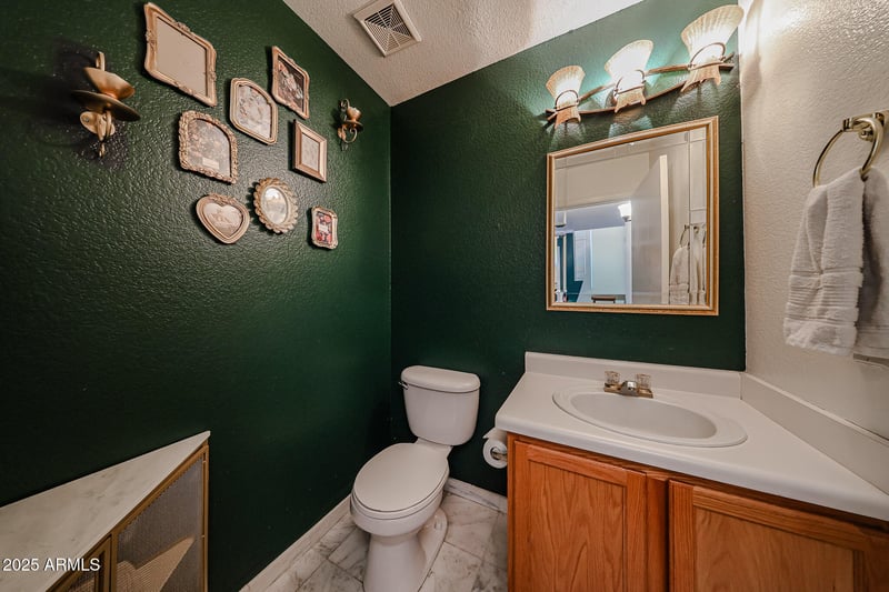 1126 Silktassel Trl, San Tan Valley, AZ 85143