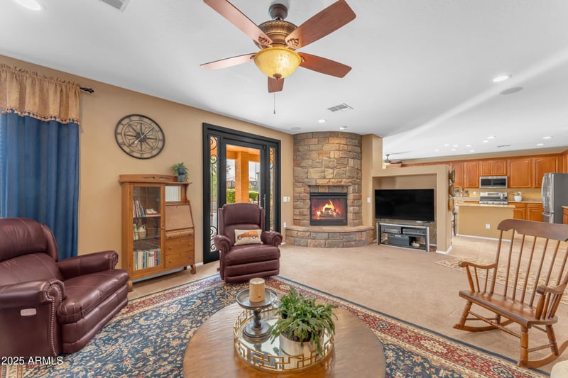 11263 Savannah Ave, Mesa, AZ 85212