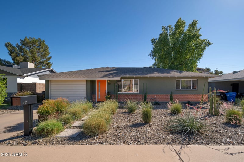 1127 Diana Ave, Phoenix, AZ 85020
