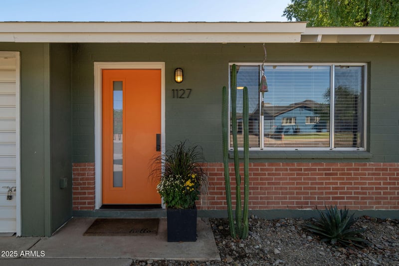 1127 Diana Ave, Phoenix, AZ 85020