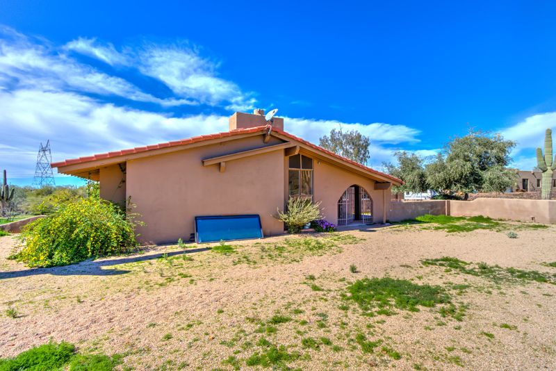 1127 E Arroyo Rd, Phoenix, AZ 85086