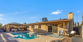 1127 Grovers Ave, Phoenix, AZ 85023