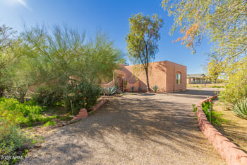 1127 Joy Ranch Rd, Phoenix, AZ 85086