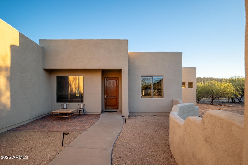 1127 Magellan Dr, New River, AZ 85087